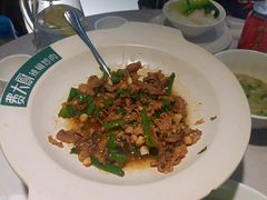 -费大厨辣椒炒肉(黄兴中心广场店)