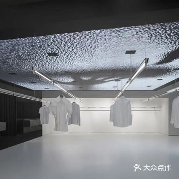 舞台上的自由灵魂 - (SO)What买手店