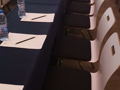 -上海跨国采购会展中心