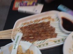 -威记烧嘢·南宁烧烤·超级生牛(绿地店)