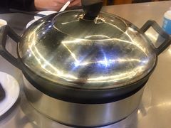 -胡须佬鸡煲四季火锅店(石厦西村直营店)