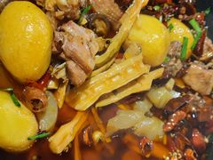 特色烧鸡公-一只烧鸡公(解放碑店)