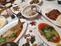-梅利汴京烤鸭•开封豫菜地标店(东大街店)