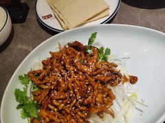 京酱肉丝-闫府私房菜·百年鲁菜(恒隆店)