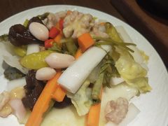 -肆海小川菜酒馆Wine Bistro (青年路店)