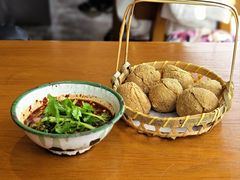 -包整·丝娃娃(一览甲秀楼风景店)