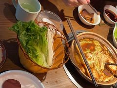 -蔡婶牛腩牛杂煲(长安万科店)