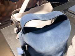 -Acne Studios(芮欧百货店)