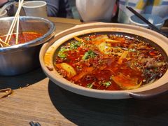 -肖四女乐山跷脚牛肉(南汇大学城生活广场店)
