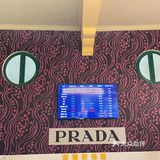 Prada开菜市场了