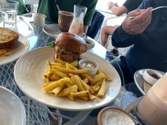 -Takapuna Beach Cafe