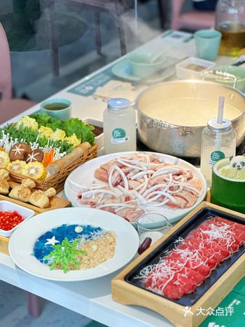 想去海南没时间 那就在郑州吃个椰子鸡先过过嘴瘾