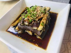 -穹六人间 people 6(岳阳路店)