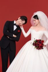 -雪中彩影婚纱摄影·微光艺术中心