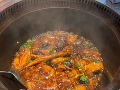 -山河屯铁锅炖·非遗东北菜(南山店)