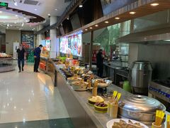 自助取餐区-新东新.融合菜