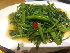 -临界音乐酒馆·小龙虾·江湖菜(华熙LIVE·鱼洞店)