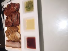 -新大咀港式茶餐厅(宝山万达店)