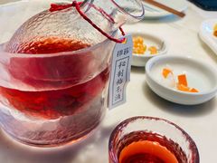 自制杨梅酒-初蓉丨遇见新川菜(亲贤街荣耀店)