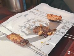 -三个大叔烤羊肉串·歌手驻唱·碳烤鲜肉(西三旗店)