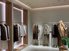 -王府井百货(中州中路店)