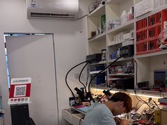 -修卜凡二手严选店·手机维修·回收租赁(川沙地铁站店)