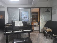 -梅纳·钢琴声乐架子鼓Mena Music(双井店)