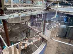 -PIPIKINGDOM皮皮王国欢乐号(欢乐海岸购物中心店)