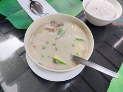 中部绿咖喱鸡肉-帕蓝·暹罗料理(大学路店)