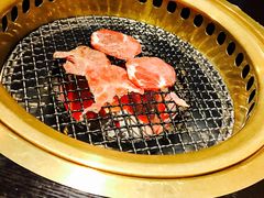 -山川小町·极番烧肉(新地假日广场店)
