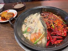 -萍姐火锅·公路夜市(武汉首店)