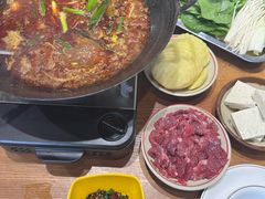 -干老庆贵州留一手烤鱼·地摊火锅(财经大学店)