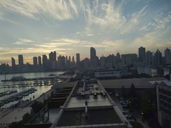 -青岛海尔洲际酒店