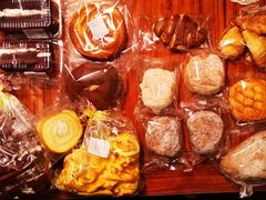 -炉边皮皮·烘焙甜品工厂店