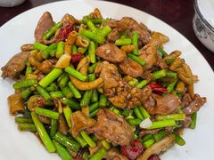 -余杨鸭鸭餐厅