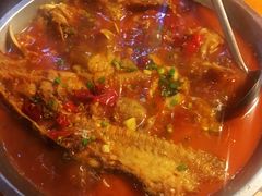 -临江餐馆二楼美食部落