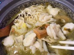 -周鱼小馆石锅酸菜鱼(活力汇店)