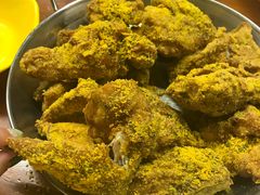 -BHC炸鸡(明洞总店)