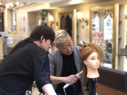 -JK奇积发型连锁机构
