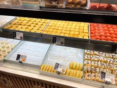 面包甜点陈列柜-吴酥生宫廷酥饼(玉兰路店)