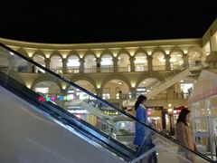 -王府井奥莱临潼小镇(临潼店)