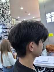 -米可造型烫发染发