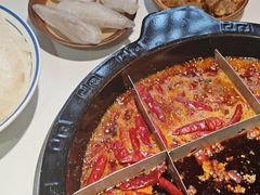 -卤校长老火锅(杨家坪直营店)