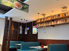 -阿瓦山寨·湘菜现炒·剁椒鱼头王(咸阳总店)