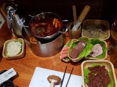 -独食火锅·半米屋台(直营总店)