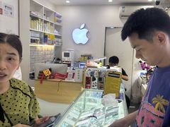 -修卜凡二手严选店·手机维修·回收租赁(川沙地铁站店)