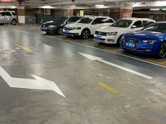 -日月光中心-停车场