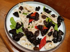 -颐朵佳宴(金丰商业广场店)