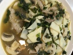 -二扁私房面馆(崂山路店)