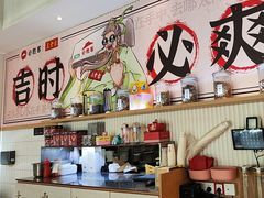 -必胜客(WOW昙华林店)